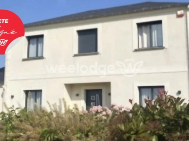 Maison vendu 8 pièces de 203 m² à Sérifontaine