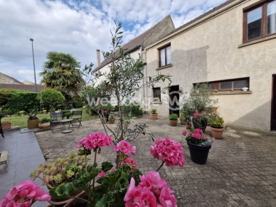 Maison à vendre 5 pièces de 140 m² à Cergy