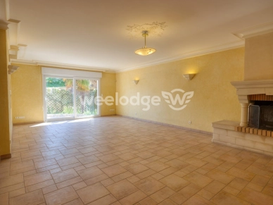 Maison à vendre 6 pièces de 218 m² à Bonnières-sur-Seine