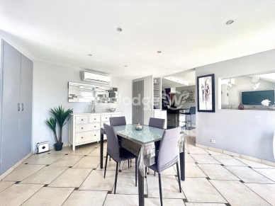 Maison à vendre 8 pièces de 163 m² à Jouy-le-Moutier