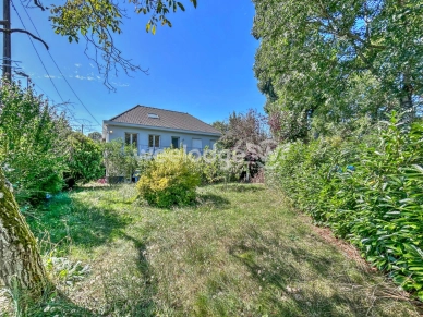 Maison vendu 7 pièces de 248 m² à Créteil