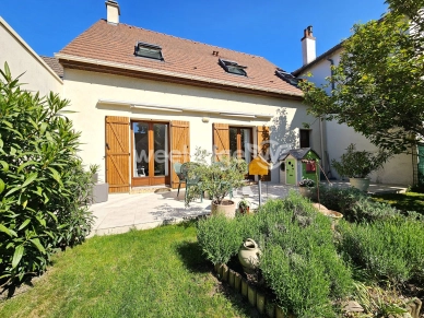 Maison à vendre 6 pièces de 116 m² à Conflans-Sainte-Honorine