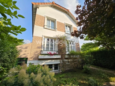 Maison à vendre 8 pièces de 139 m² à Conflans-Sainte-Honorine