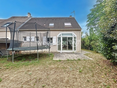 Maison à vendre 6 pièces de 110 m² à Conflans-Sainte-Honorine