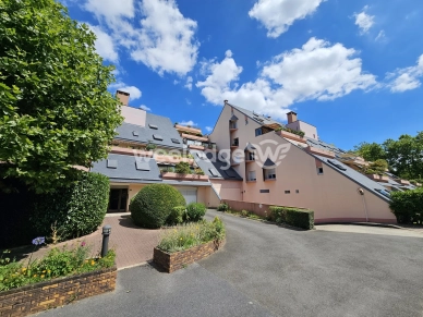 Appartement à vendre 2 pièces de 54 m² à Éragny