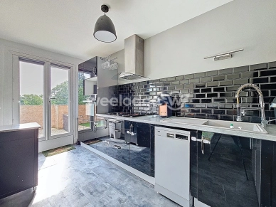 Appartement à vendre 4 pièces de 77,7 m² à Éragny