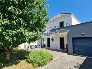 Maison à vendre 6 pièces de 154 m² à Bois-d'Arcy