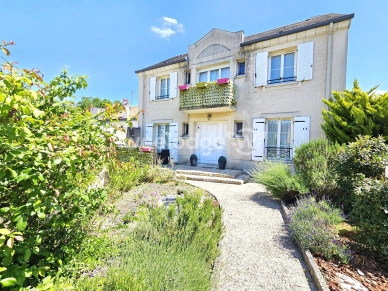 Maison à vendre 5 pièces de 130 m² à Conflans-Sainte-Honorine