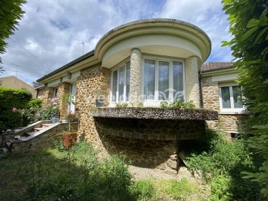 Maison à louer 4 pièces de 91 m² à L'Isle-Adam