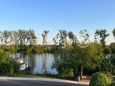 Maison à vendre 6 pièces de 110 m² à Conflans-Sainte-Honorine