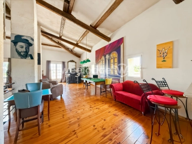 Maison à vendre 6 pièces de 270 m² à L'Isle-sur-la-Sorgue