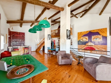Maison à vendre 6 pièces de 270 m² à L'Isle-sur-la-Sorgue
