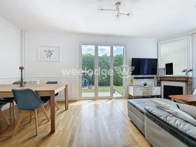 Maison à vendre 6 pièces de 101,43 m² à Chanteloup-les-Vignes
