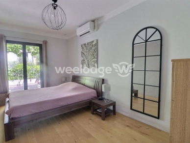 Maison à vendre 5 pièces de 146 m² à Saint-Chamas