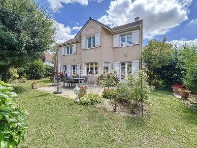 Maison à vendre 7 pièces de 146 m² à Chanteloup-les-Vignes