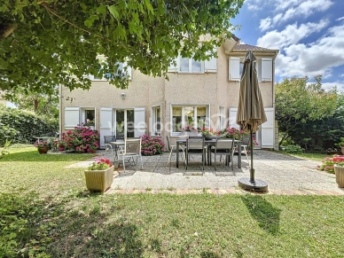 Maison à vendre 7 pièces de 146 m² à Chanteloup-les-Vignes