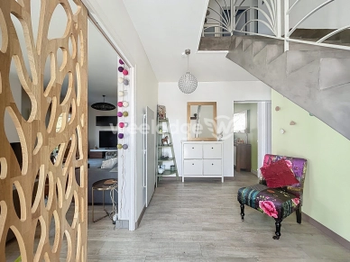 Maison à vendre 6 pièces de 120,9 m² à Conflans-Sainte-Honorine