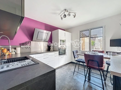 Maison à vendre 6 pièces de 120,9 m² à Conflans-Sainte-Honorine