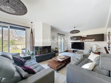 Maison à vendre 6 pièces de 120,9 m² à Conflans-Sainte-Honorine