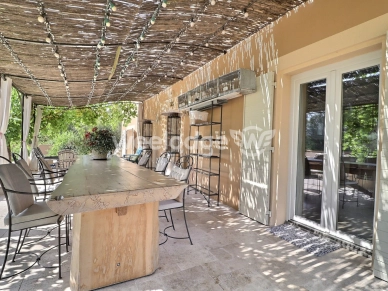 Maison à vendre 4 pièces de 143 m² à Auriol