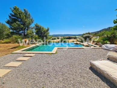 Maison à vendre 9 pièces de 316 m² à Gréoux-les-Bains
