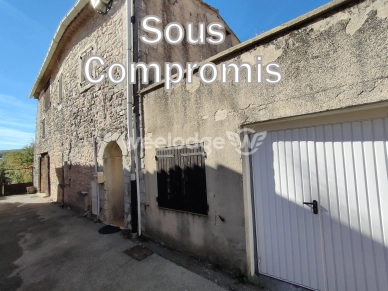 Maison à vendre 4 pièces de 107 m² à Saint-Christol