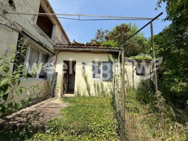 Maison à vendre 1 pièces de 186 m² à Mornac