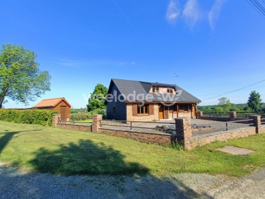 Maison à vendre 5 pièces de 113 m² à Lez-Fontaine