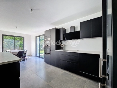 Maison à vendre 7 pièces de 117,14 m² à Éragny