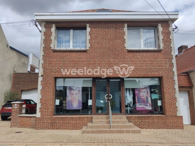 Maison à vendre 10 pièces de 208,5 m² à Marles-les-Mines