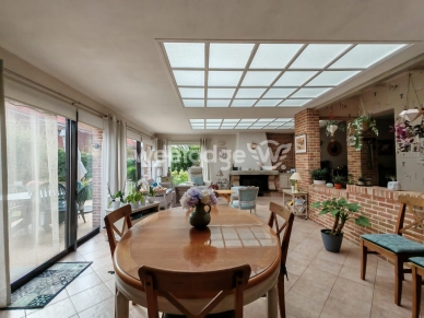 Maison à vendre 10 pièces de 208,5 m² à Marles-les-Mines
