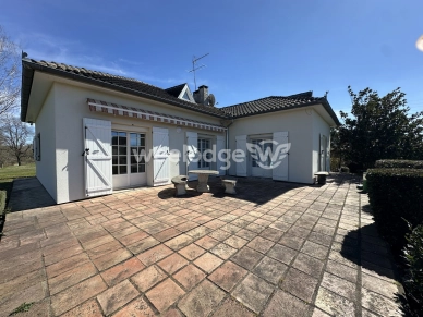 Maison vendu 6 pièces de 124,78 m² à Ségoufielle