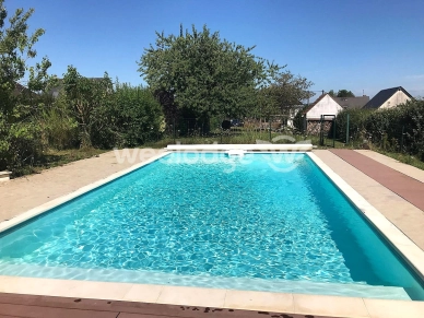 Maison à vendre 7 pièces de 145 m² à Chargé