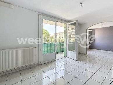 Autre à vendre 3 pièces à Le Pontet