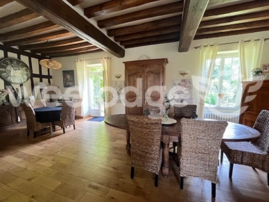 Maison à vendre 7 pièces de 220 m² à Gisors