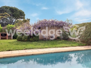 Maison à vendre 6 pièces de 135 m² à Peyrolles-en-Provence