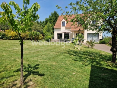 Maison à vendre 7 pièces de 156,63 m² à Tessancourt-sur-Aubette