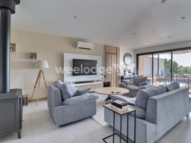 Maison à vendre 4 pièces de 128 m² à Saint-Chamas