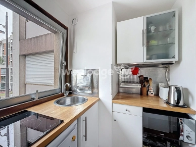 Appartement à vendre 2 pièces de 27,01 m² à Paris