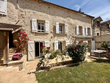 Maison à vendre 6 pièces de 195 m² à Condécourt
