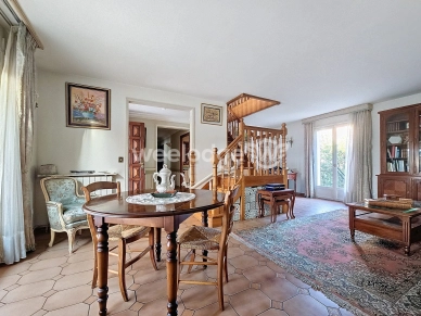 Maison à vendre 6 pièces de 235,69 m² à Conflans-Sainte-Honorine
