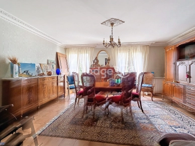 Maison à vendre 6 pièces de 235,69 m² à Conflans-Sainte-Honorine