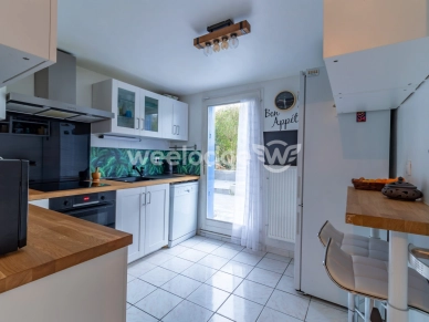 Maison à vendre 7 pièces de 130 m² à Jouy-le-Moutier