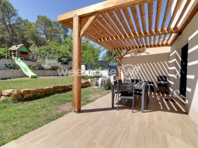 Maison à vendre 5 pièces de 141,42 m² à Peynier