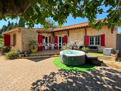 Maison à vendre 3 pièces de 82,42 m² à La Fare-les-Oliviers