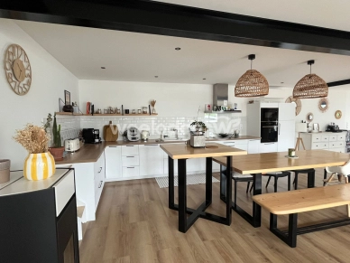 Maison vendu 4 pièces de 190 m² à Aucamville