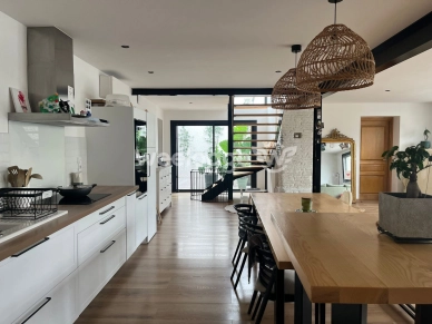 Maison vendu 4 pièces de 190 m² à Aucamville