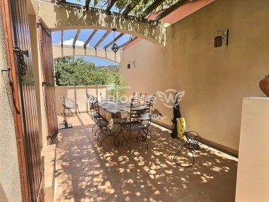 Maison à vendre 4 pièces de 94 m² à Jouques