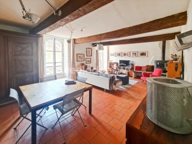 Maison à vendre 6 pièces de 171,3 m² à Jouques