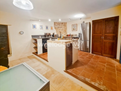Maison à vendre 6 pièces de 171,3 m² à Jouques